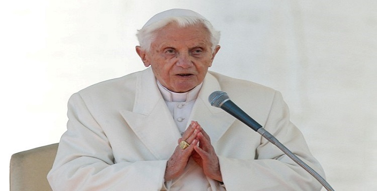 BENEDICTO XVI PIDE PERDÓN