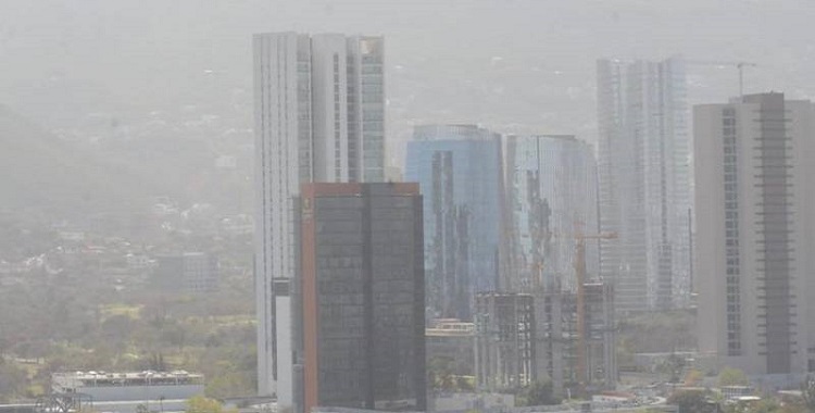  RACHAS DE VIENTO ELEVAN CONTAMINACIÓN EN NL; ACTIVAN ALERTA 