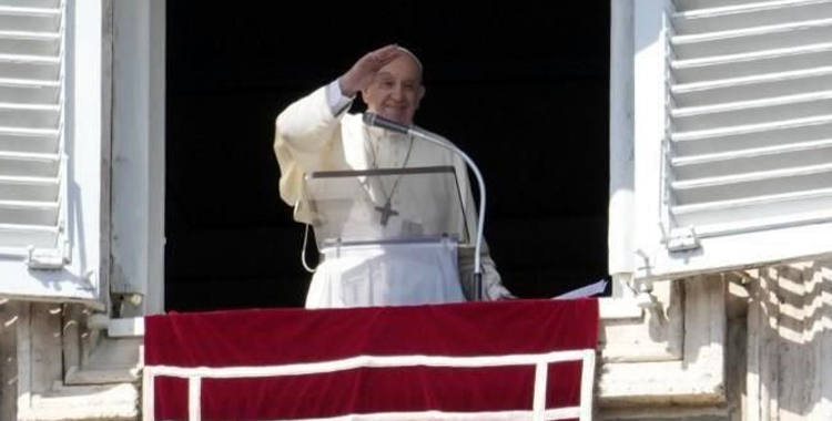 PENSAR A DIOS A TRAVÉS DE LA IMAGEN DE UNA FAMILIA: PAPA FRANCISCO