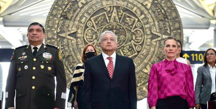 CONOCE EL SIGNIFICADO DEL AMULETO QUE USA AMLO