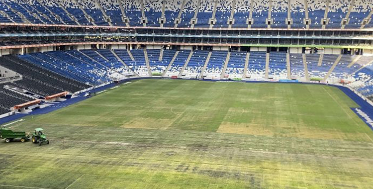 ASÍ QUEDÓ LA CANCHA DEL ESTADIO BBVA TRAS EL CONCIERTO DE COLDPLAY