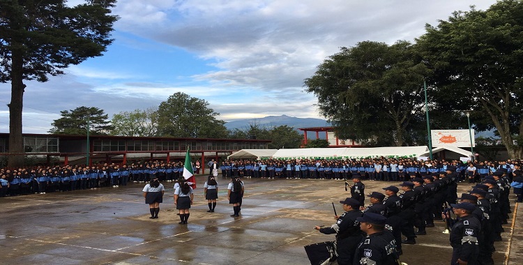 APOYOS DIRECTOS NO SOLUCIONAN LOS PROBLEMAS DE LAS ESCUELAS TC: PRD