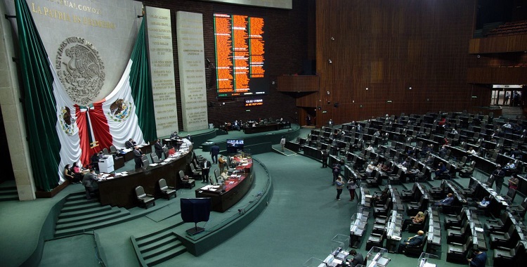 CÁMARA DE DIPUTADOS TIENE POR PRIMERA VEZ MÁS MUJERES QUE HOMBRES