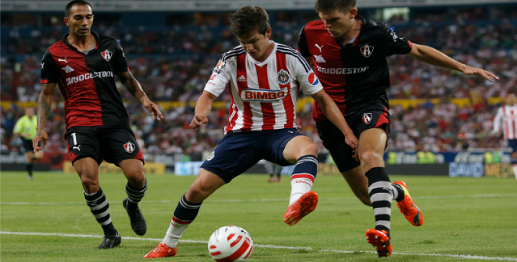 ATLAS Y CHIVAS DIVIDEN PUNTOS EN EL CLÁSICO TAPATÍO