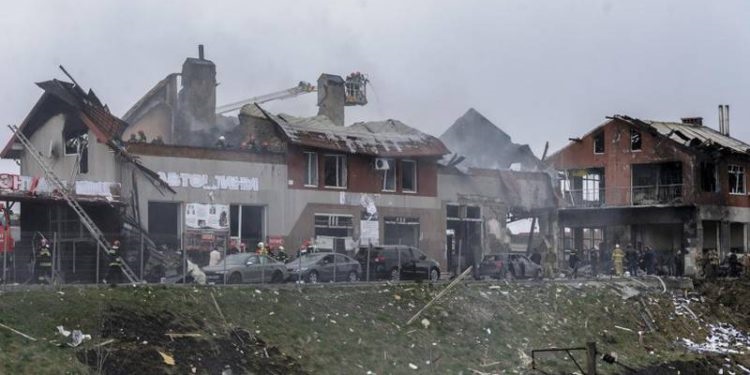 RUSIA BOMBARDEA LEÓPOLIS Y DEJA VARIOS MUERTOS