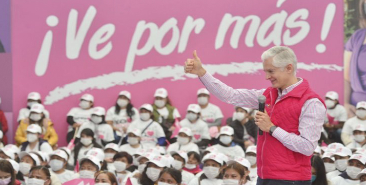 GOBERNADOR ALFREDO DEL MAZO ENTREGA SALARIO ROSA 