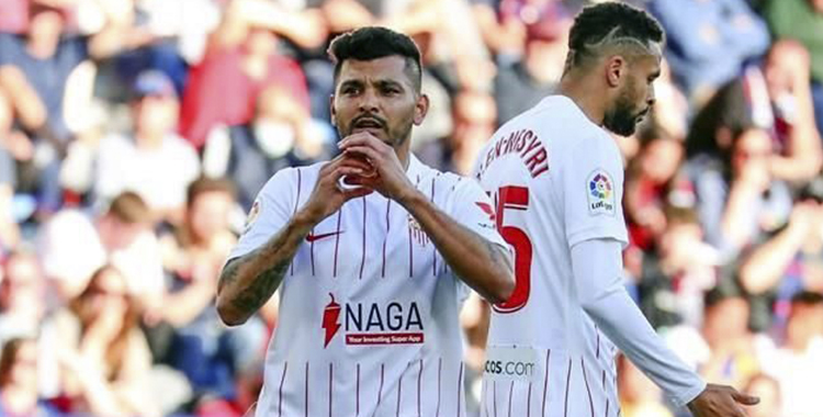 DOBLE DEL «TECATITO» CON EL SEVILLA