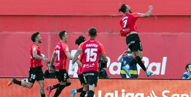 EL MALLORCA DE JAVIER AGUIRRE GANA AL ATLÉTICO