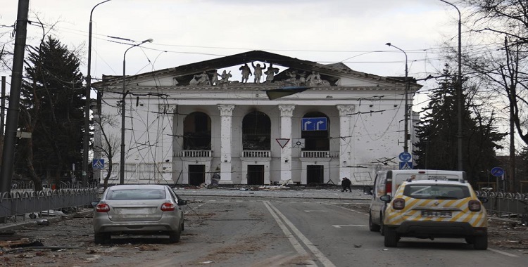 AL MENOS 600 MUERTOS: ASÍ FUE EL ATAQUE A TEATRO DE MARIÚPOL