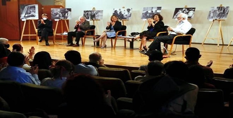 EVOCAN HERENCIA DE FUENTES EN HOMENAJE EN BELLAS ARTES