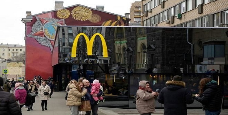 DICE MCDONALD’S ADIÓS A RUSIA TRAS MÁS DE 30 AÑOS