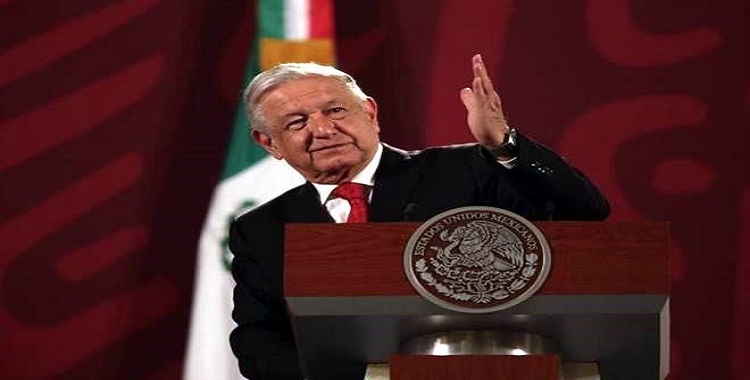 FRENA AMLO REVISIÓN DE AUTOS, ‘NO VAMOS A BOLSEAR GENTE’