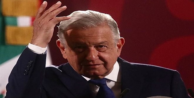 OFRECE AMLO A MÉDICOS MEXICANOS CONTRATACIÓN INMEDIATA