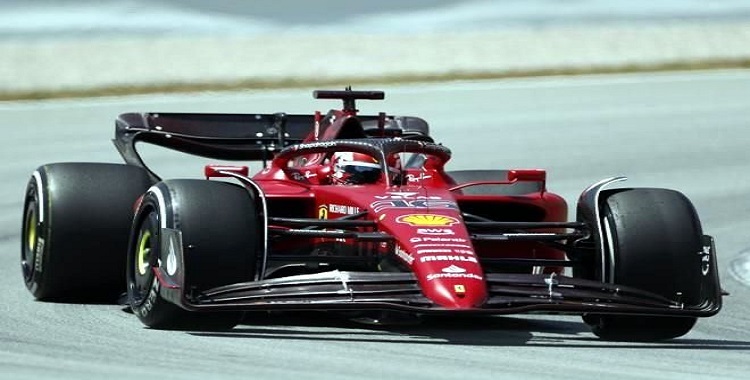 DOMINA FERRARI PRIMERA PRÁCTICA DEL GP DE ESPAÑA