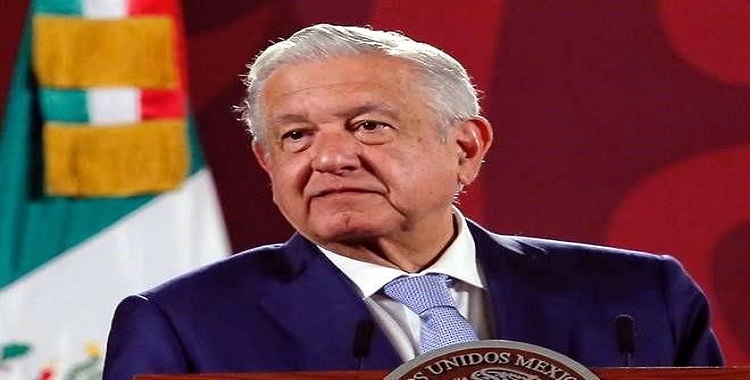 ES UNA VILEZA RETRÓGRADA DESCALIFICAR A CUBANOS.-AMLO