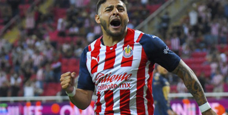 ALEXIS VEGA RENUEVA CON CHIVAS HASTA 2024