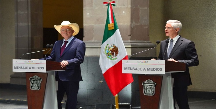 DIALOGAN ALFREDO DEL MAZO Y KEN SALAZAR, TEMAS ECONÓMICOS Y DE SEGURIDAD