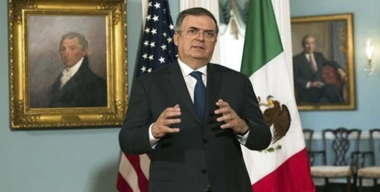 MÉXICO NO VA A DAR LIBRE PASO A MIGRANTES: EBRARD