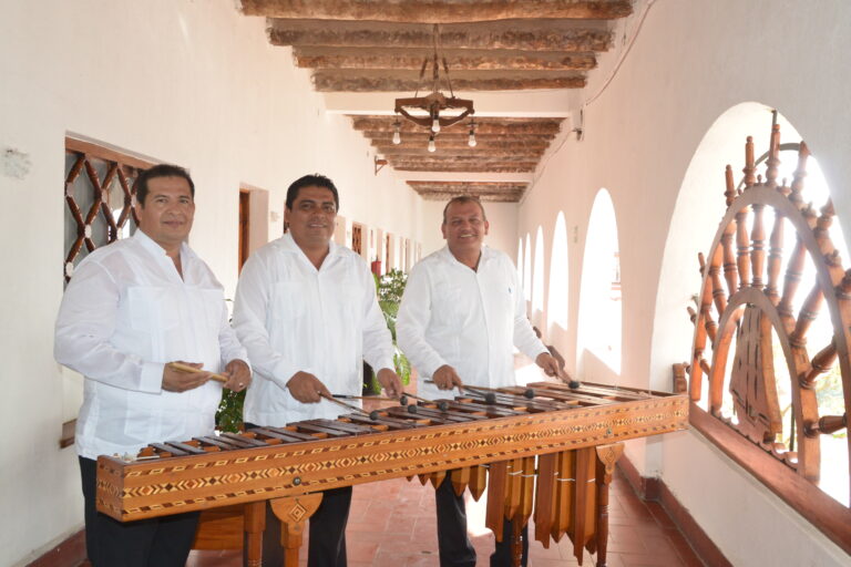 CONCIERTO DE MARIMBAS EN EL TEATRO DE LA REFORMA