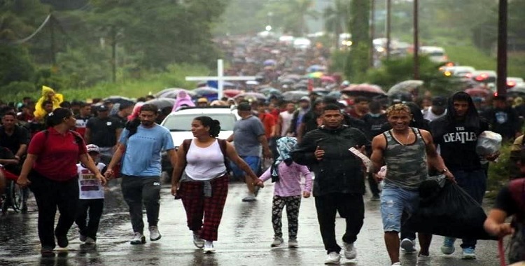 AVANZA NUEVA CARAVANA MIGRANTE POR CHIAPAS