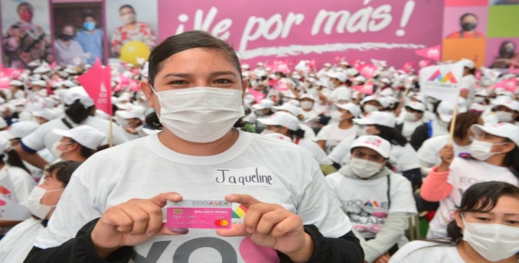 INVIERTEN AMAS DE CASA SALARIO ROSA EN BENEFICIO DE SUS FAMILIAS