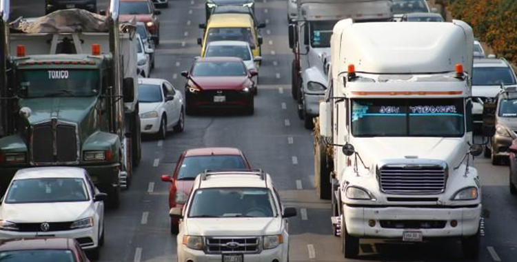 ADVIERTEN POR BLOQUEOS DE TRANSPORTISTAS EN CDMX