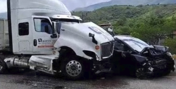 TERRIBLE ACCIDENTE SE REGISTRA EN LA AUTOPISTA DEL SOL