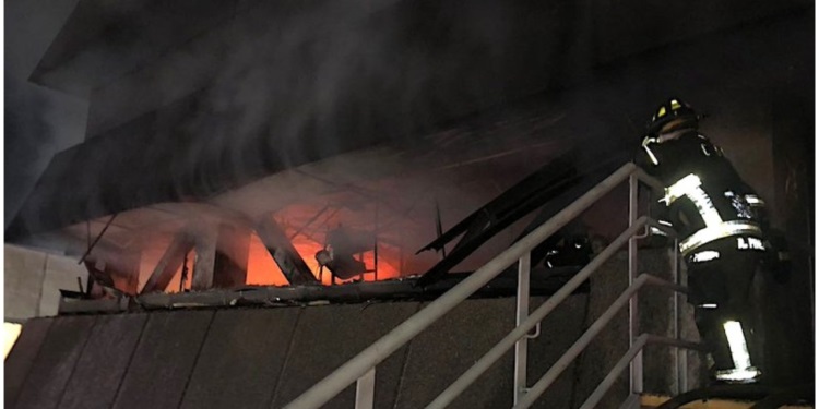 INCENDIO EN EDIFICIO DE LA SECRETARÍA DE OBRAS