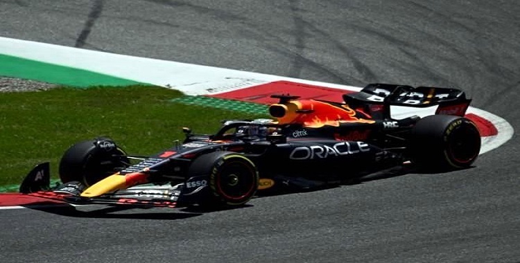 DOMINA VERSTAPPEN P1 EN AUSTRIA; CHECO TERMINA CUARTO