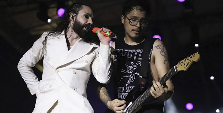 MODERATTO PUSO A ROCKEAR A LOS JAROCHOS