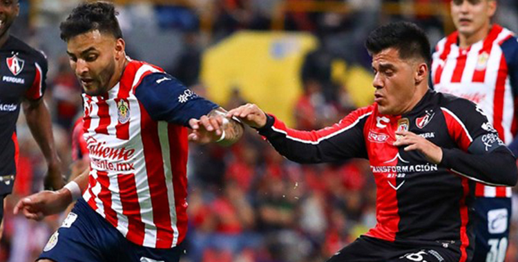 CHIVAS EMPATA A LO ATLAS