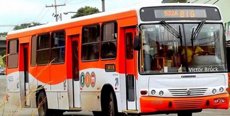 OPERADORES DE AUTOBUSES RECIBEN AMENAZAS DE TAXISTAS