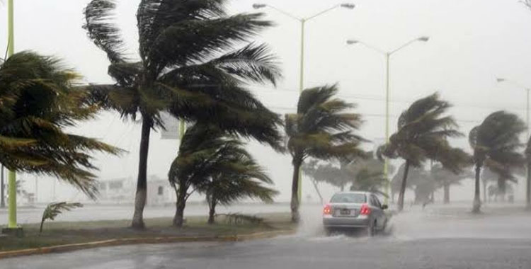 LLUVIAS POR CICLON ESTE FIN