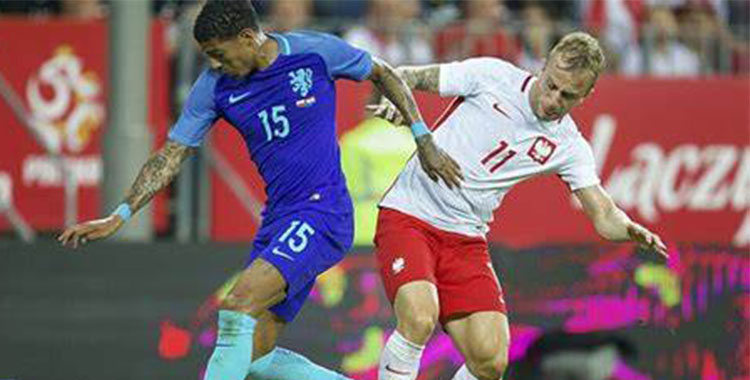 HOLANDA 2 – POLONIA 0