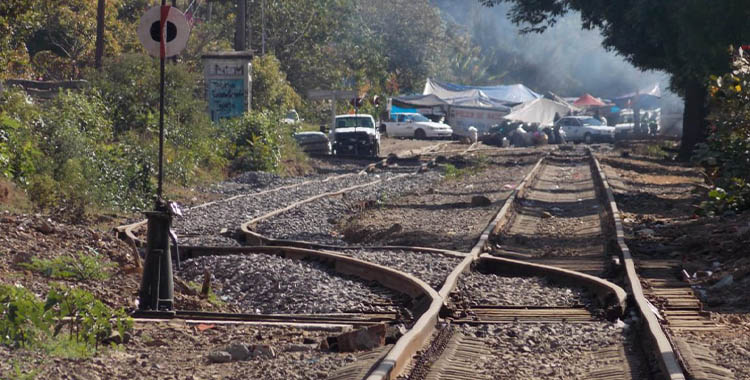 VIGENTE, OPERATIVO EN VÍAS FÉRREAS DE URUAPAN