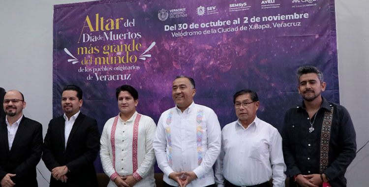 ALTAR DEL DÍA DE MUERTOS MÁS GRANDE DEL MUNDO