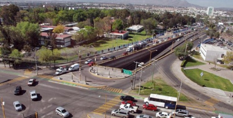 TERCER PISO EN CRUCERO UNIVERSIDAD – 2° ANILLO