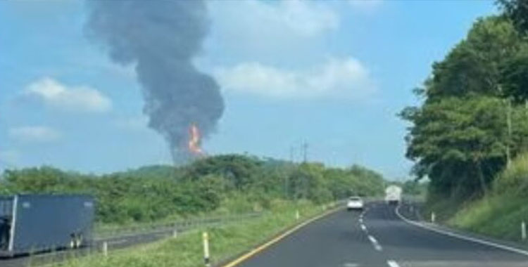 EXPLOTA DUCTO EN VERACRUZ