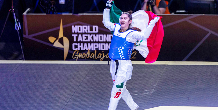 LESLIE SOLTERO CAMPEONA MUNDIAL DE TAEKWONDO