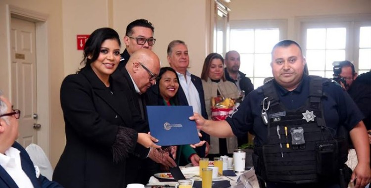 RECONOCIMIENTO A MANDOS Y OFICIALES DE LA POLICÍA TURÍSTICA