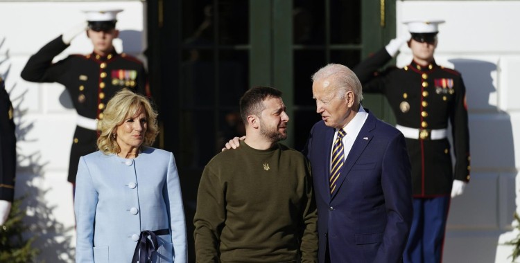 BIDEN RECIBIÓ AL PRESIDENTE DE UCRANIA EN LA CASA BLANCA