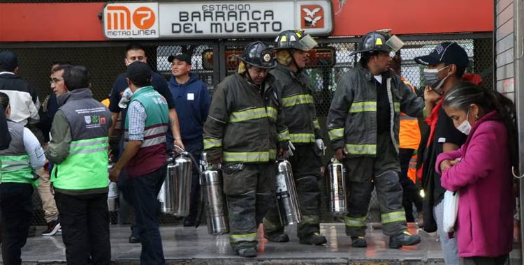 AL MENOS 20 AFECTADOS POR HUMO EN ESTACIÓN BARRANCA DEL MUERTO