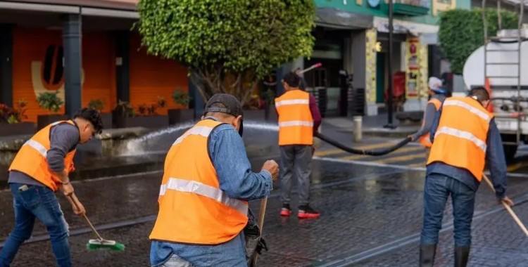 XALAPA RECIBE EL AÑO TRABAJANDO