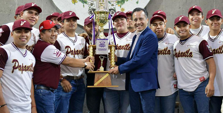 CUITLÁHUAC GARCÍA: HAY TALENTO VERACRUZANO EN BÉISBOL