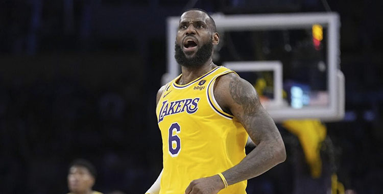 LEBRON JAMES TITULAR DEL JUEGO DE LAS ESTRELLAS