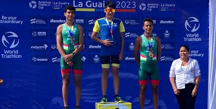 TRIATLETAS AZTECAS LOGRAN PLATA Y BRONCE EN COPA CONTINENTAL