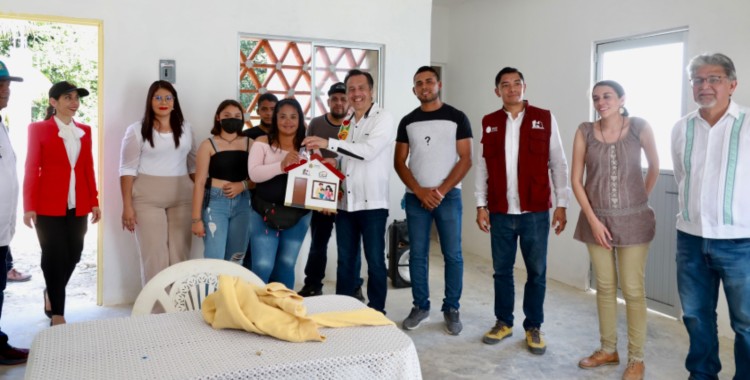 ENTREGA GOBERNADOR 18 OBRAS EN TUXTILLA