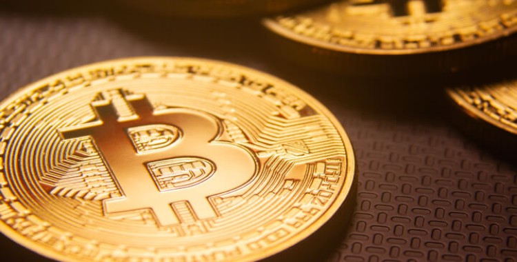 BITCOIN REGISTRA LA MAYOR ALZA DESDE EL VERANO PASADO