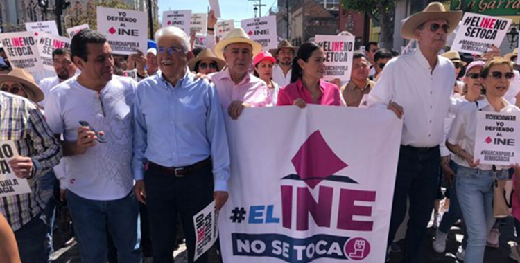 LEÓN MARCHA EN RECHAZO AL “PLAN B”