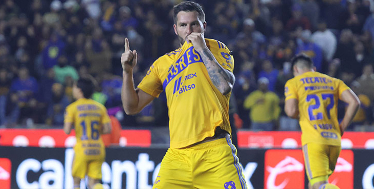 TIGRES VENCEN 4 A 2 A PUMAS